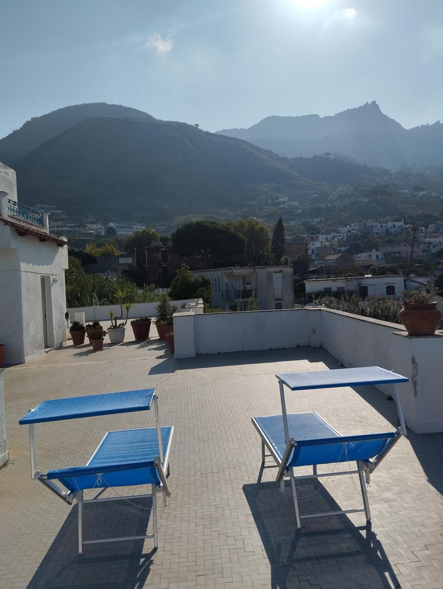 Villa Thomas Bb Conduzione Familiare Forio  Екстер'єр фото