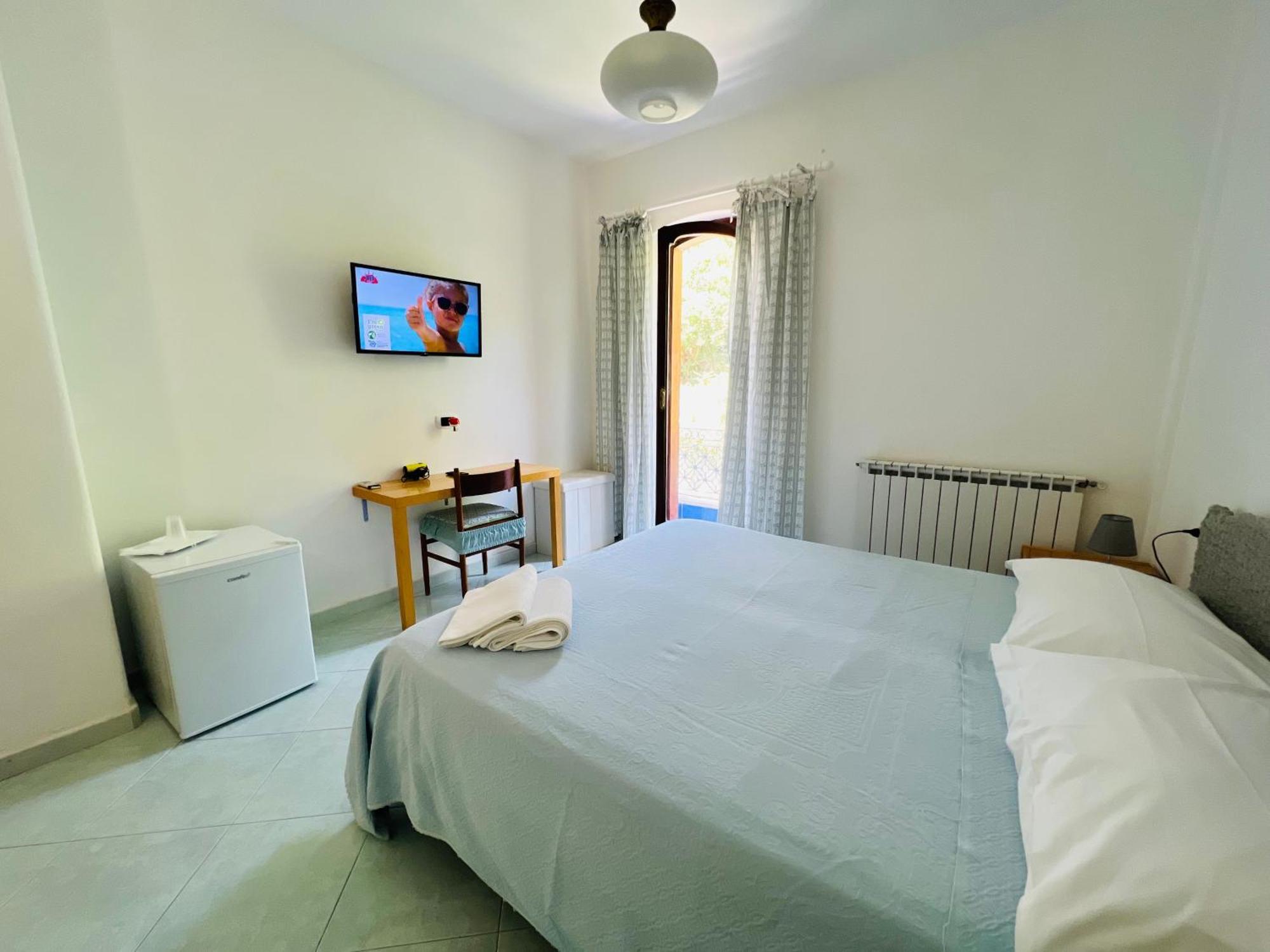 Villa Thomas Bb Conduzione Familiare Forio  Екстер'єр фото