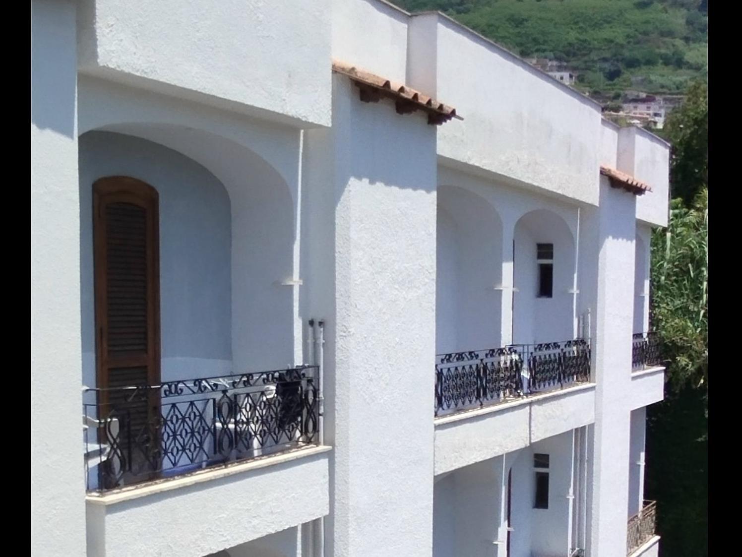 Villa Thomas Bb Conduzione Familiare Forio  Екстер'єр фото